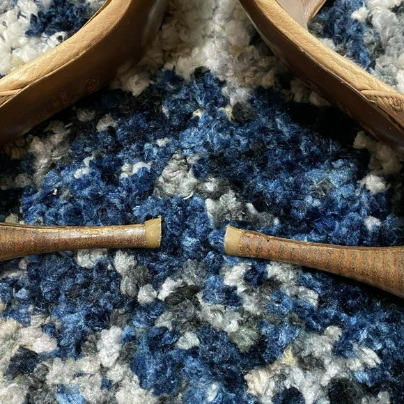 Fendi Women’s Size 38 1/2 US 8.5 Beige Tan Leather Stiletto Sandals Heels Strap - Picture 6 of 12